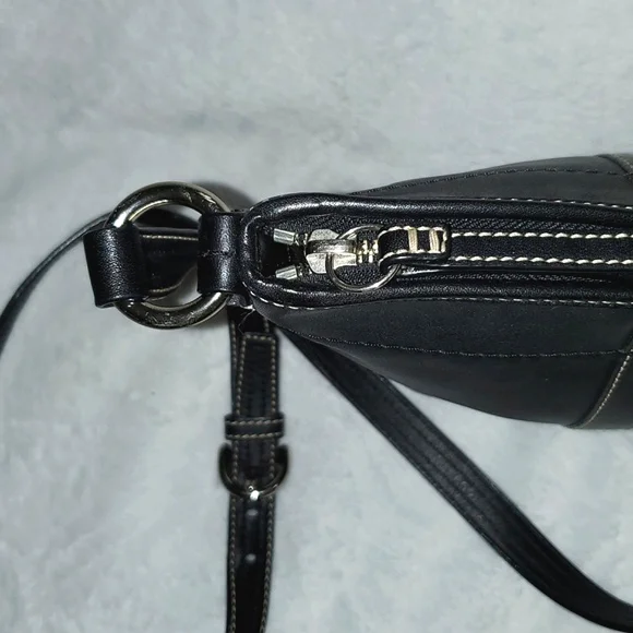 COACH Soho Black Leather Swingpack Small Crossbody Bag - Picture 6 of 12